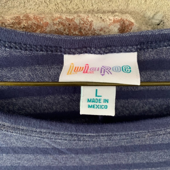 NWT LuLaRoe Carly - Picture 2 of 6